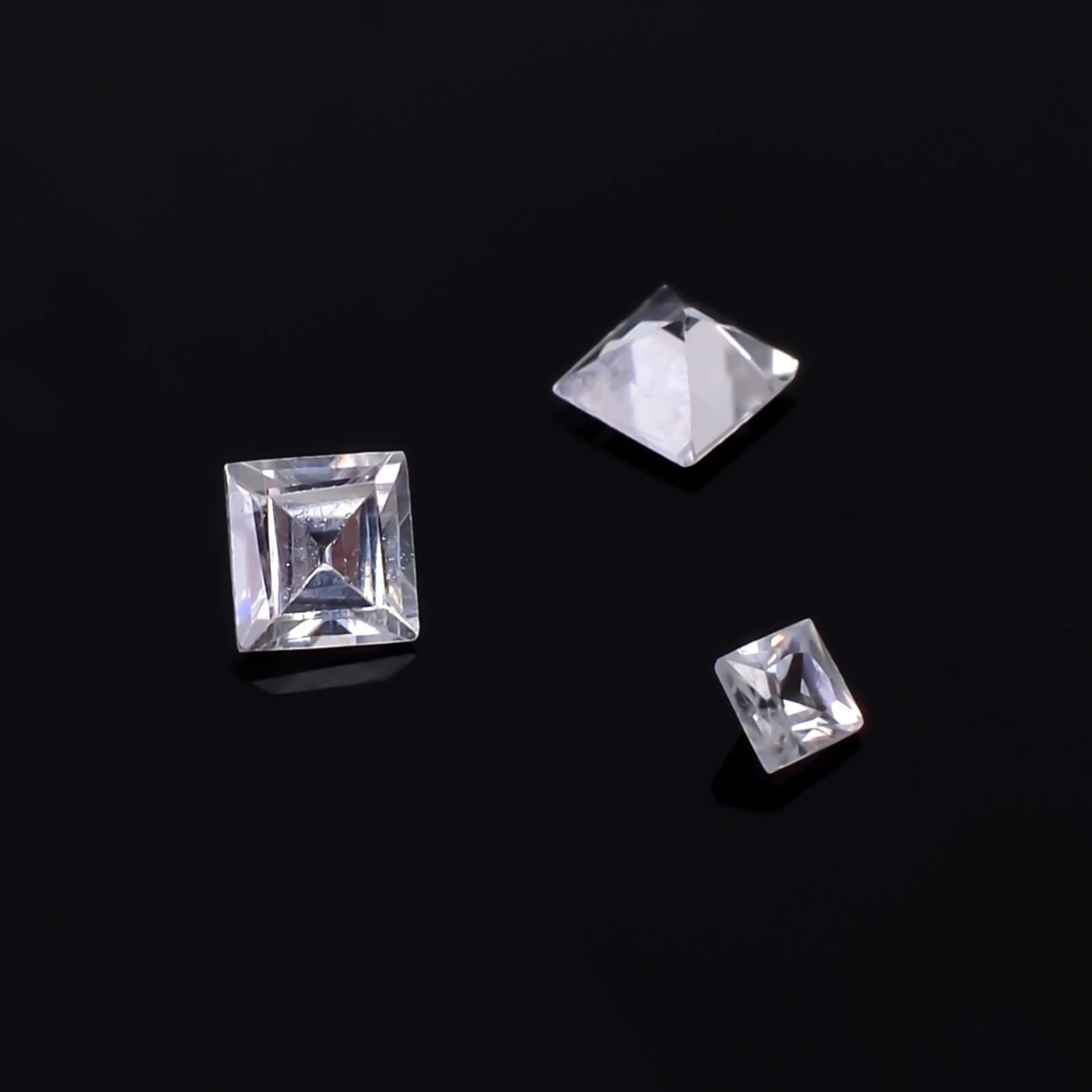White Zircon Jarkan Square Cut Loose Gem 0.45 Carat for Engagement Jewelry