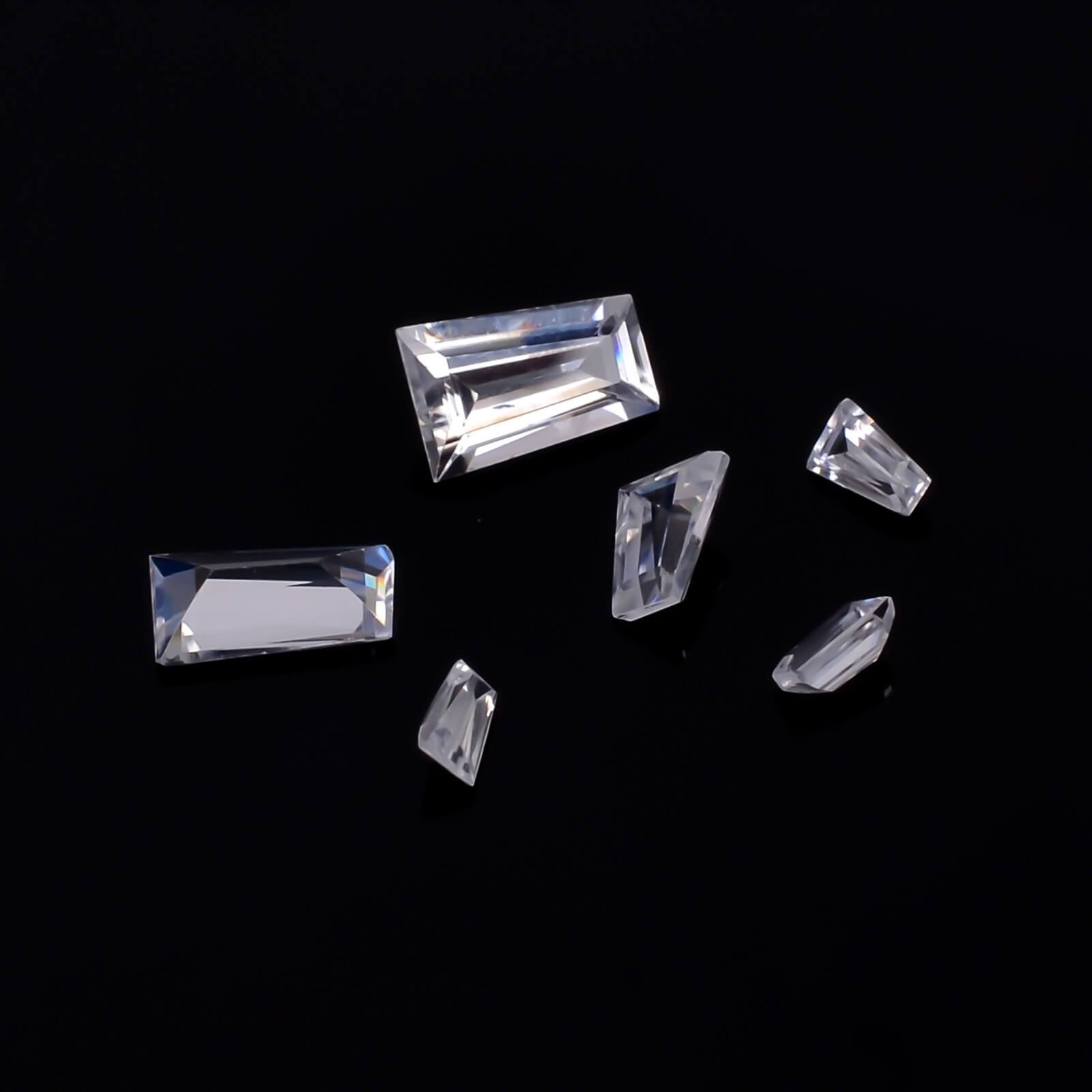 White Zircon Tapered Baguette Gemstone 0.20 Carat – Buy Online USA, UK, Australia, Canada, Germany